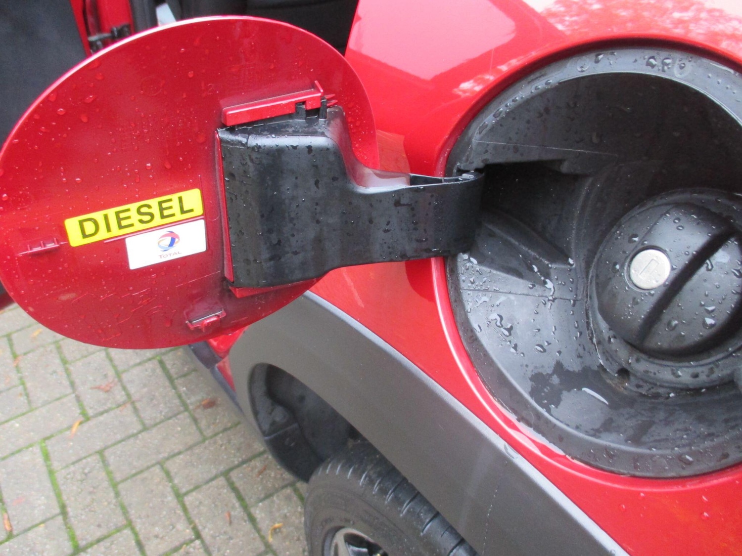 Used Peugeot 2008 2017 for sale - 76607801: Photo 49