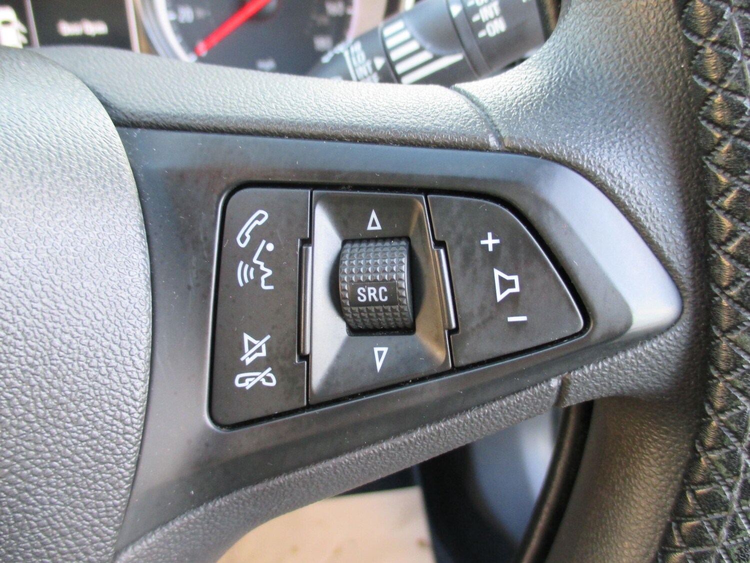 Used Vauxhall Astra for sale - 77585846: Photo 31