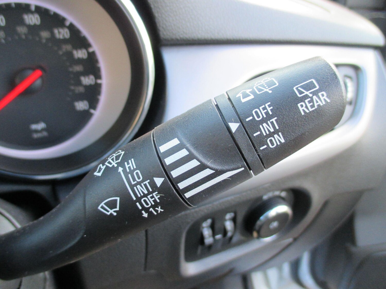 Used Vauxhall Astra for sale - 77585846: Photo 33