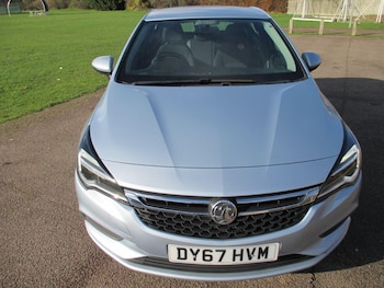 Used Vauxhall Astra 2017 for sale - 77585846: Photo