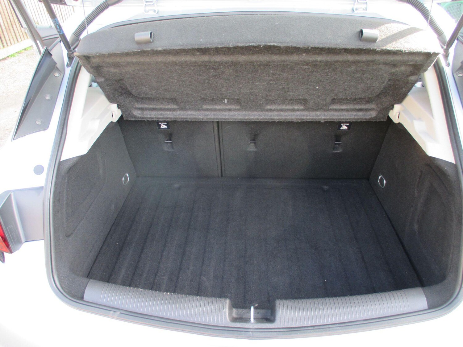 Used Vauxhall Astra for sale - 77585846: Photo 48