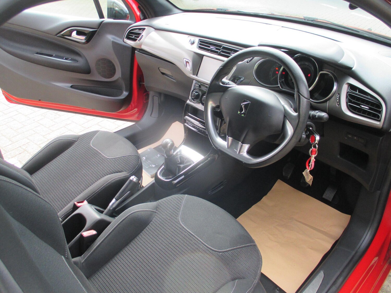 Used DS Automobiles DS 3 2016 for sale - 76013376: Photo 10