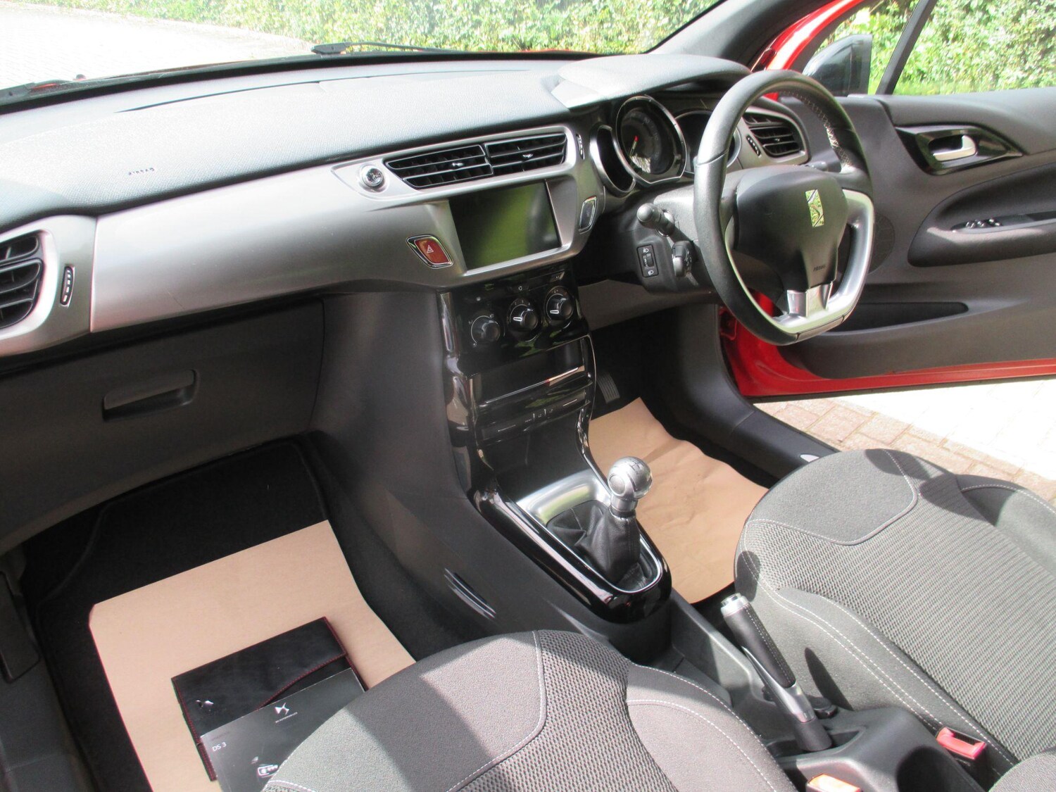 Used DS Automobiles DS 3 2016 for sale - 76013376: Photo 11