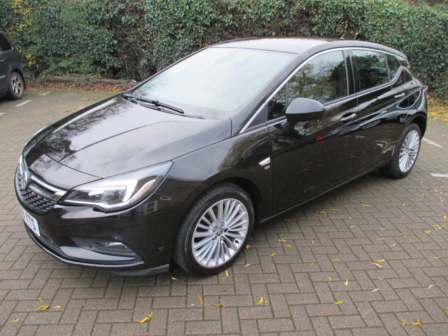 Used Vauxhall Astra 2018 for sale - 76849975: Photo 2