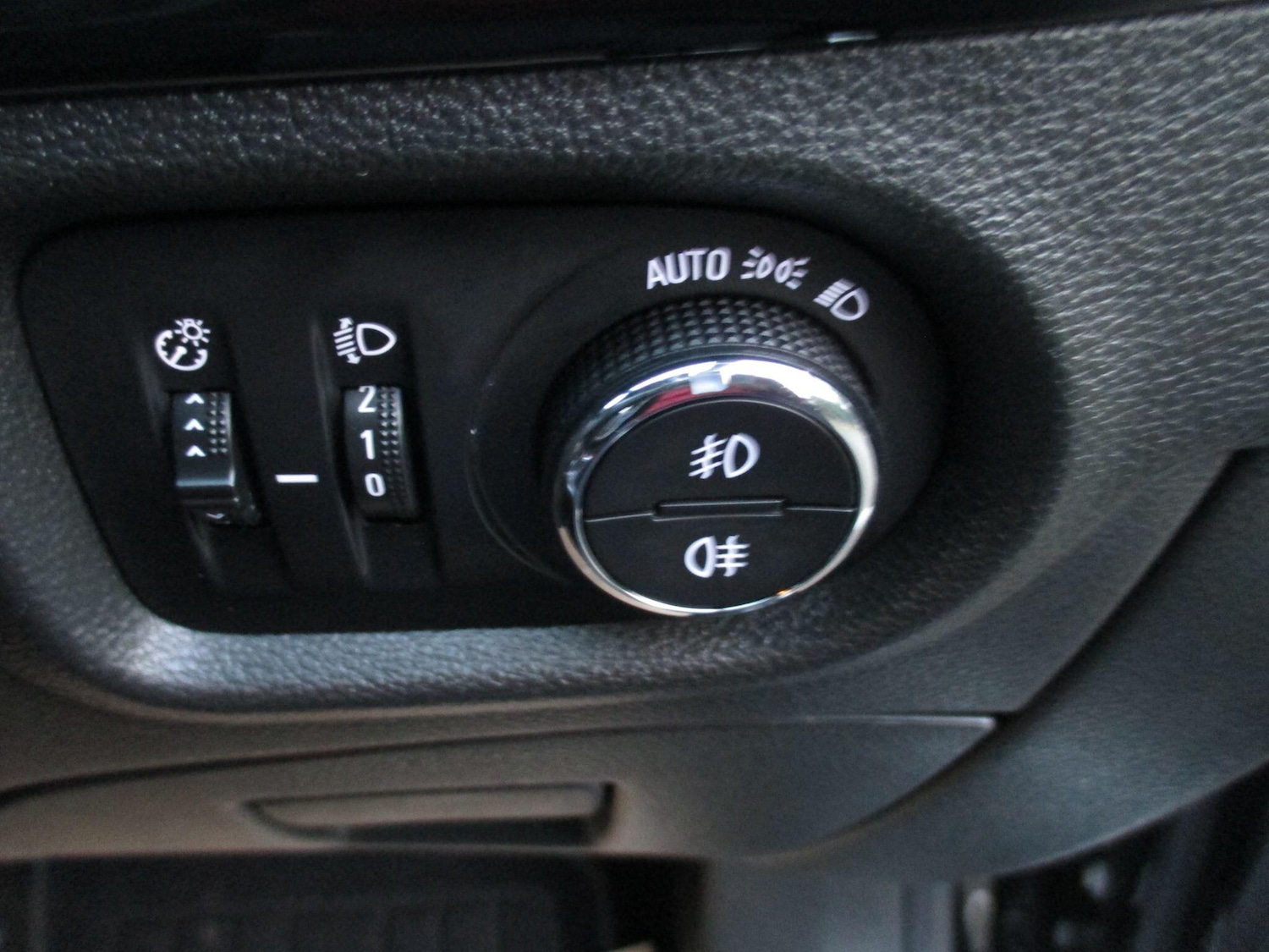 Used Vauxhall Astra 2018 for sale - 76849975: Photo 38