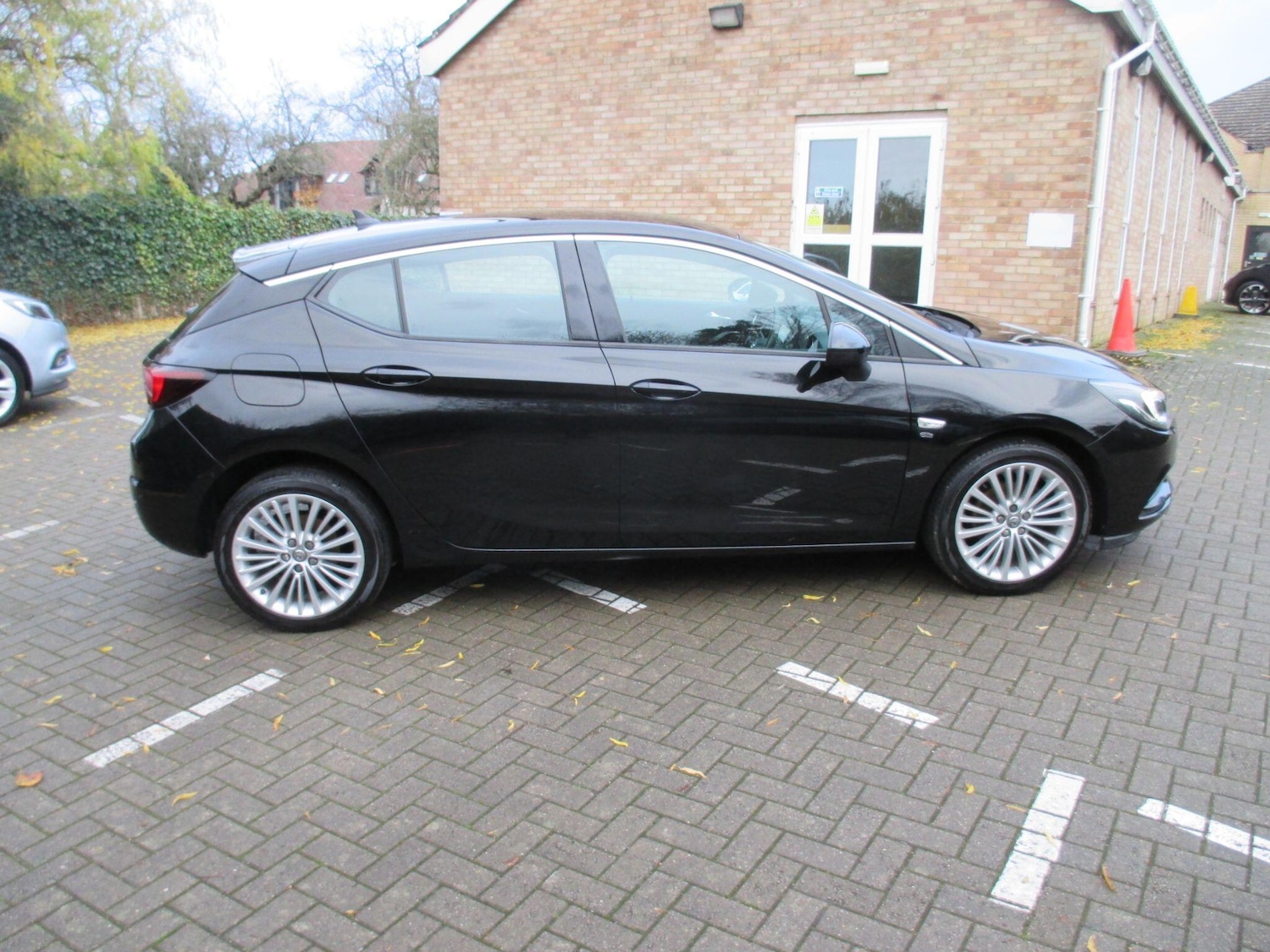 Used Vauxhall Astra 2018 for sale - 76849975: Photo 6