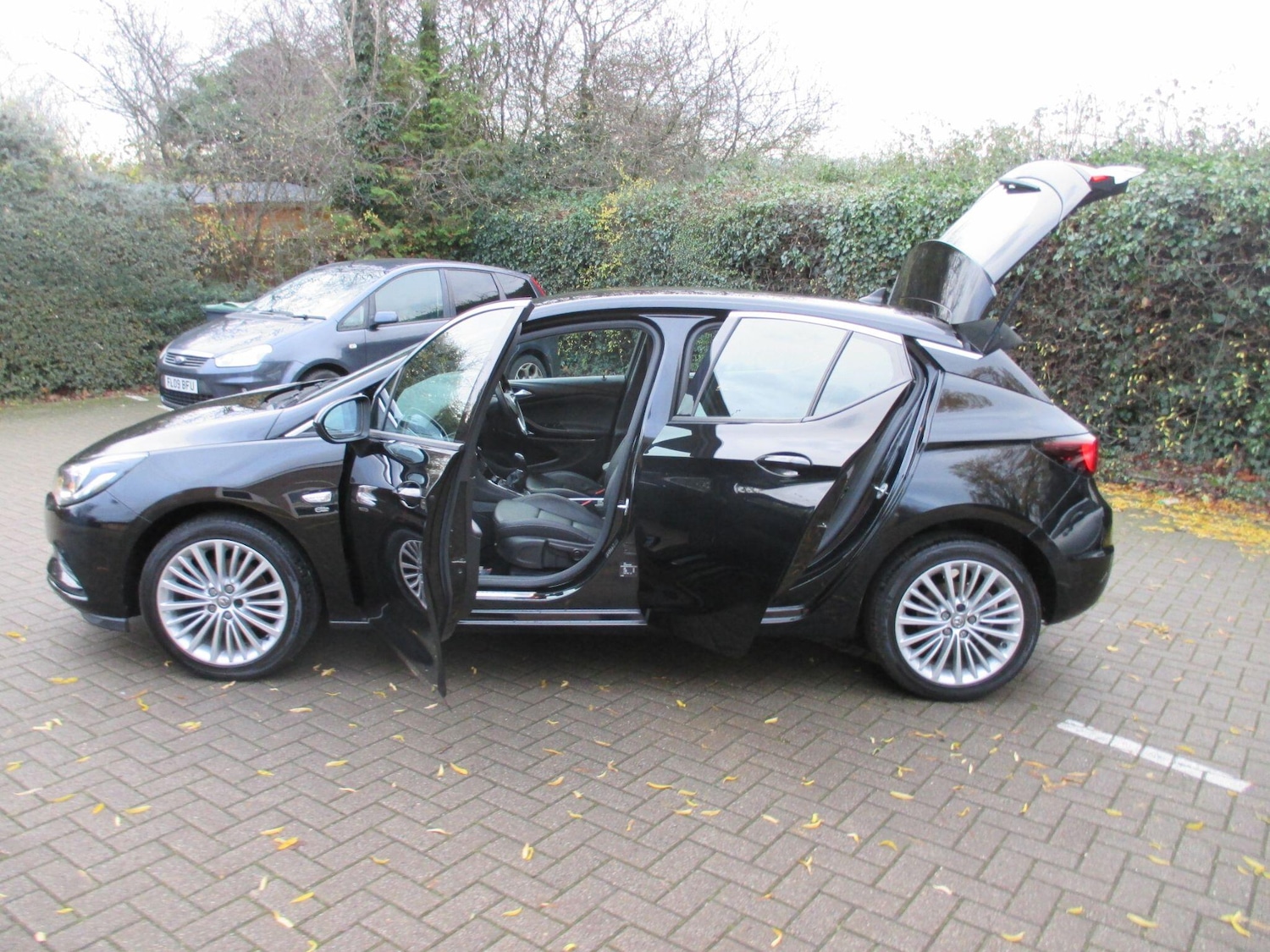 Used Vauxhall Astra 2018 for sale - 76849975: Photo 9