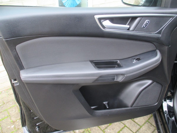 Used Ford S-Max 2017 for sale - 76295341: Photo 25