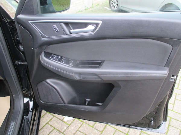 Used Ford S-Max 2017 for sale - 76295341: Photo 30