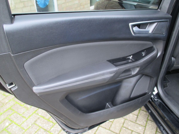 Used Ford S-Max 2017 for sale - 76295341: Photo 32