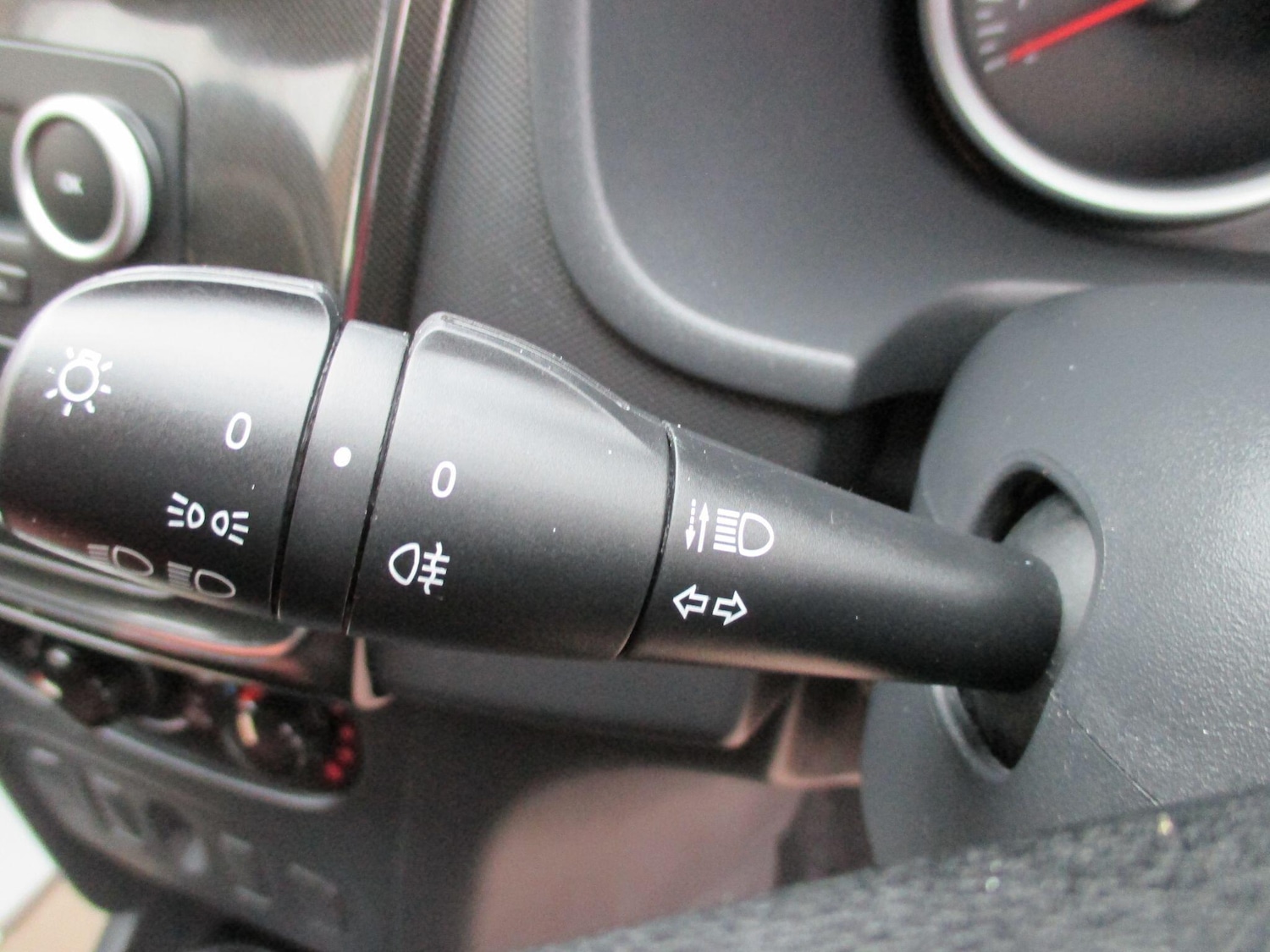 Used Dacia Sandero 2017 for sale - 76772021: Photo 33