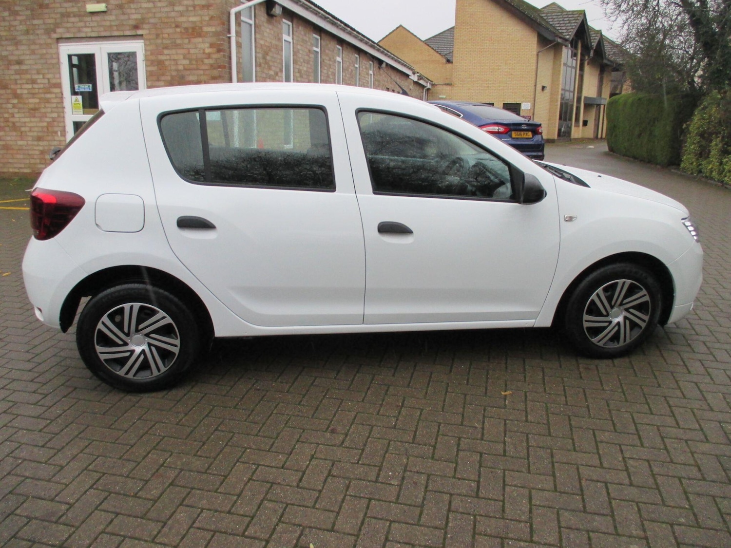 Used Dacia Sandero 2017 for sale - 76772021: Photo 6