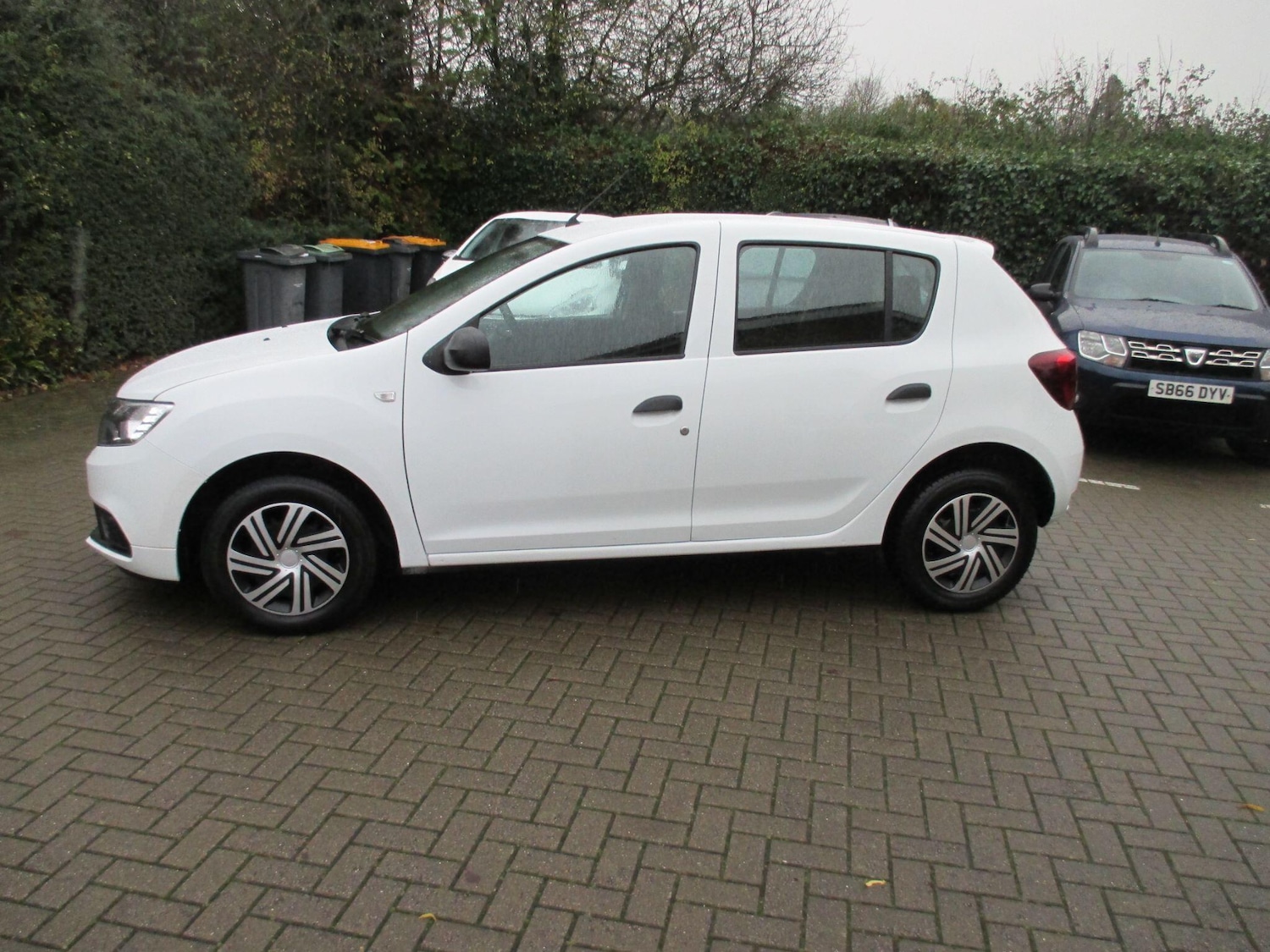 Used Dacia Sandero 2017 for sale - 76772021: Photo 7