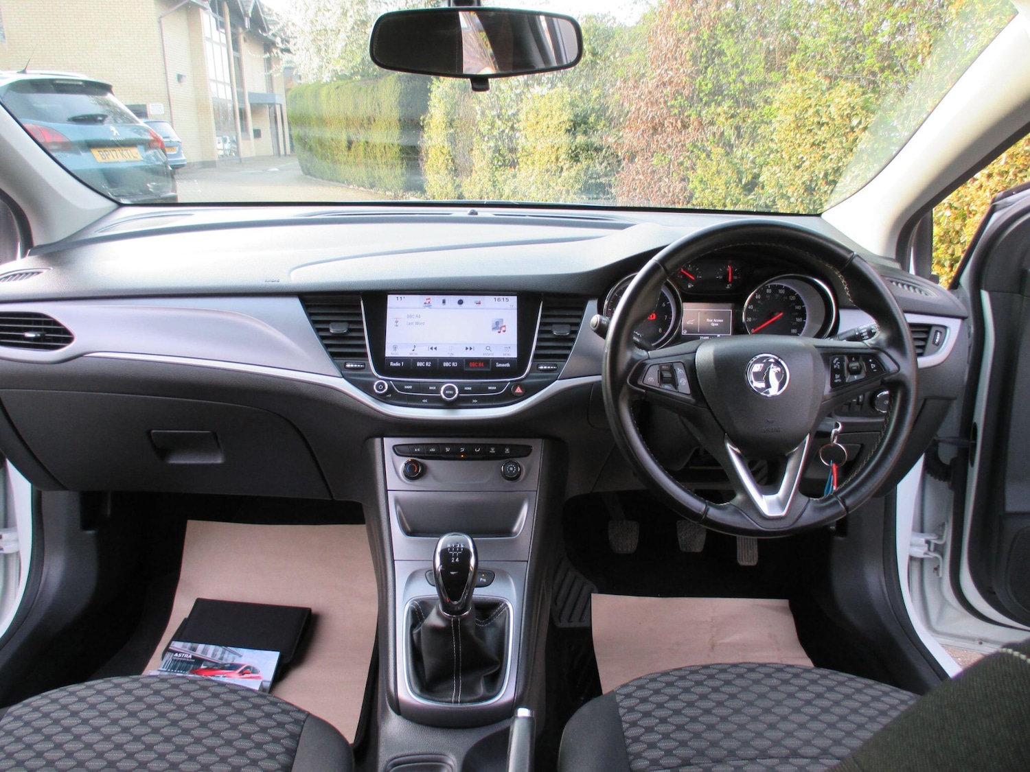 Used Vauxhall Astra for sale - 77970579: Photo 14