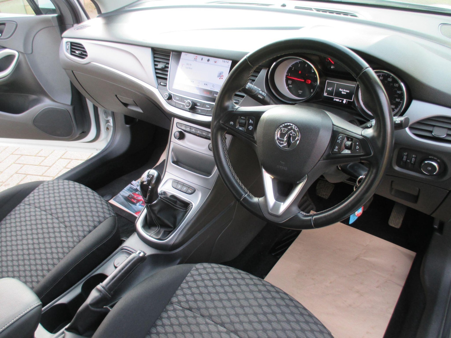 Used Vauxhall Astra for sale - 77970579: Photo 16