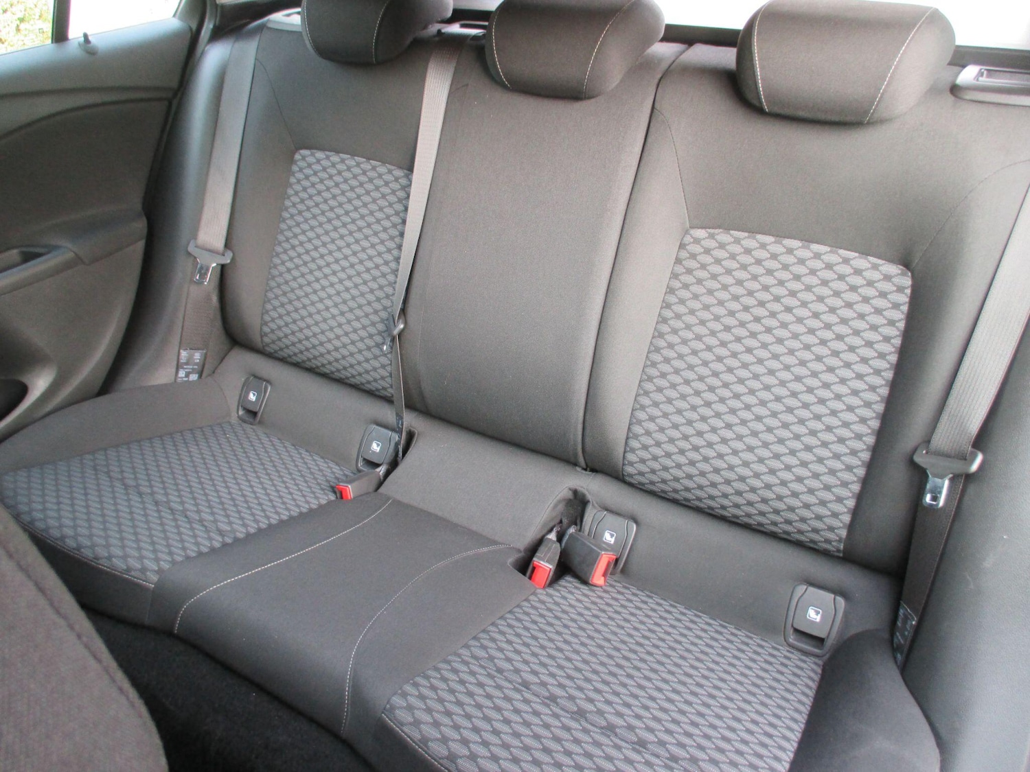 Used Vauxhall Astra for sale - 77970579: Photo 25