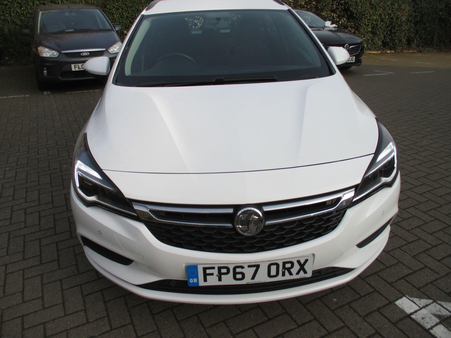 Used Vauxhall Astra for sale - 77970579: Photo 3
