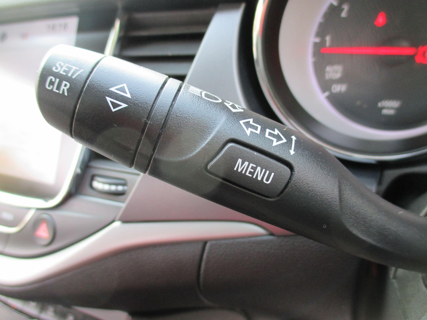 Used Vauxhall Astra for sale - 77970579: Photo 33