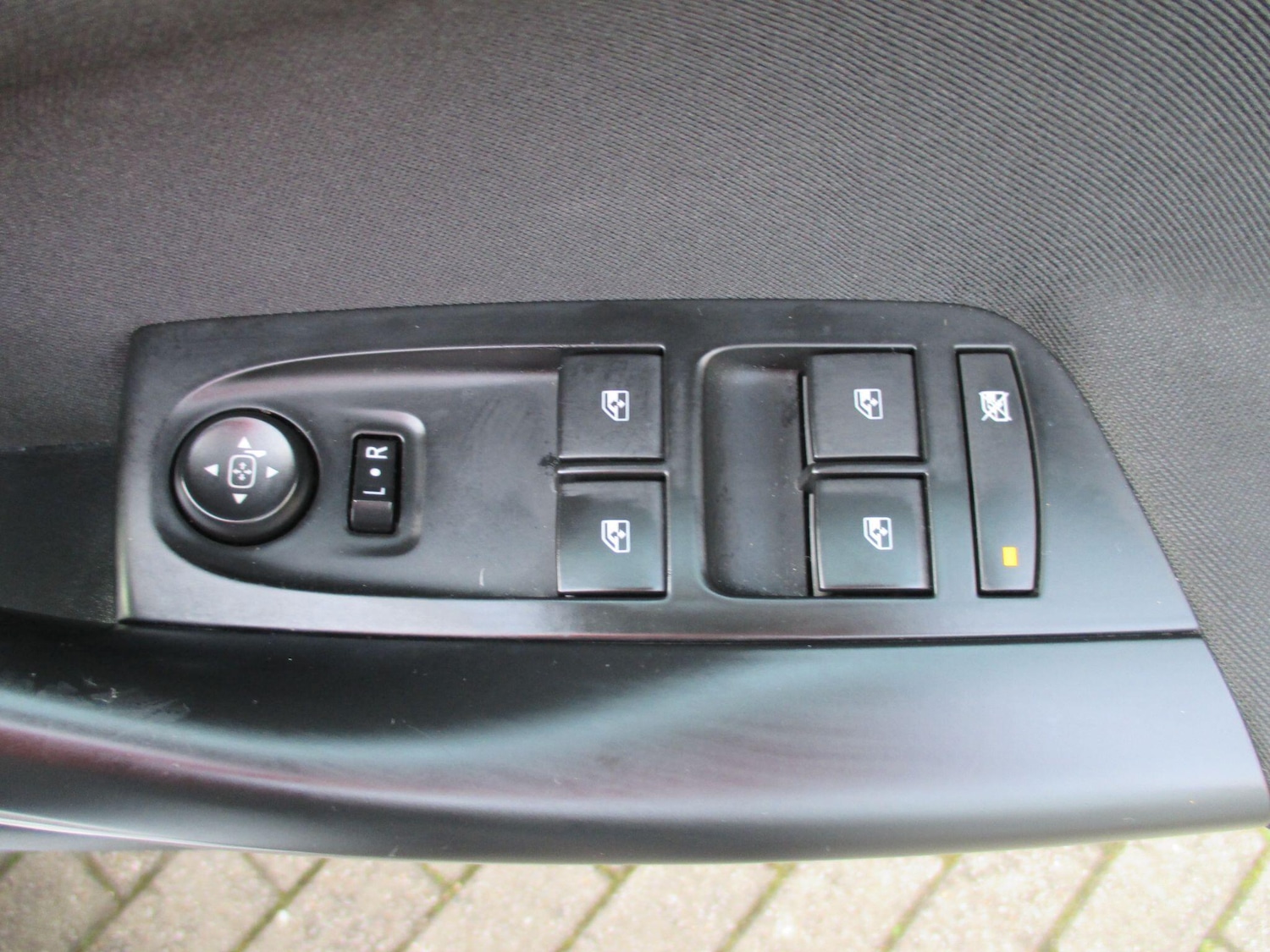 Used Vauxhall Astra for sale - 77970579: Photo 40