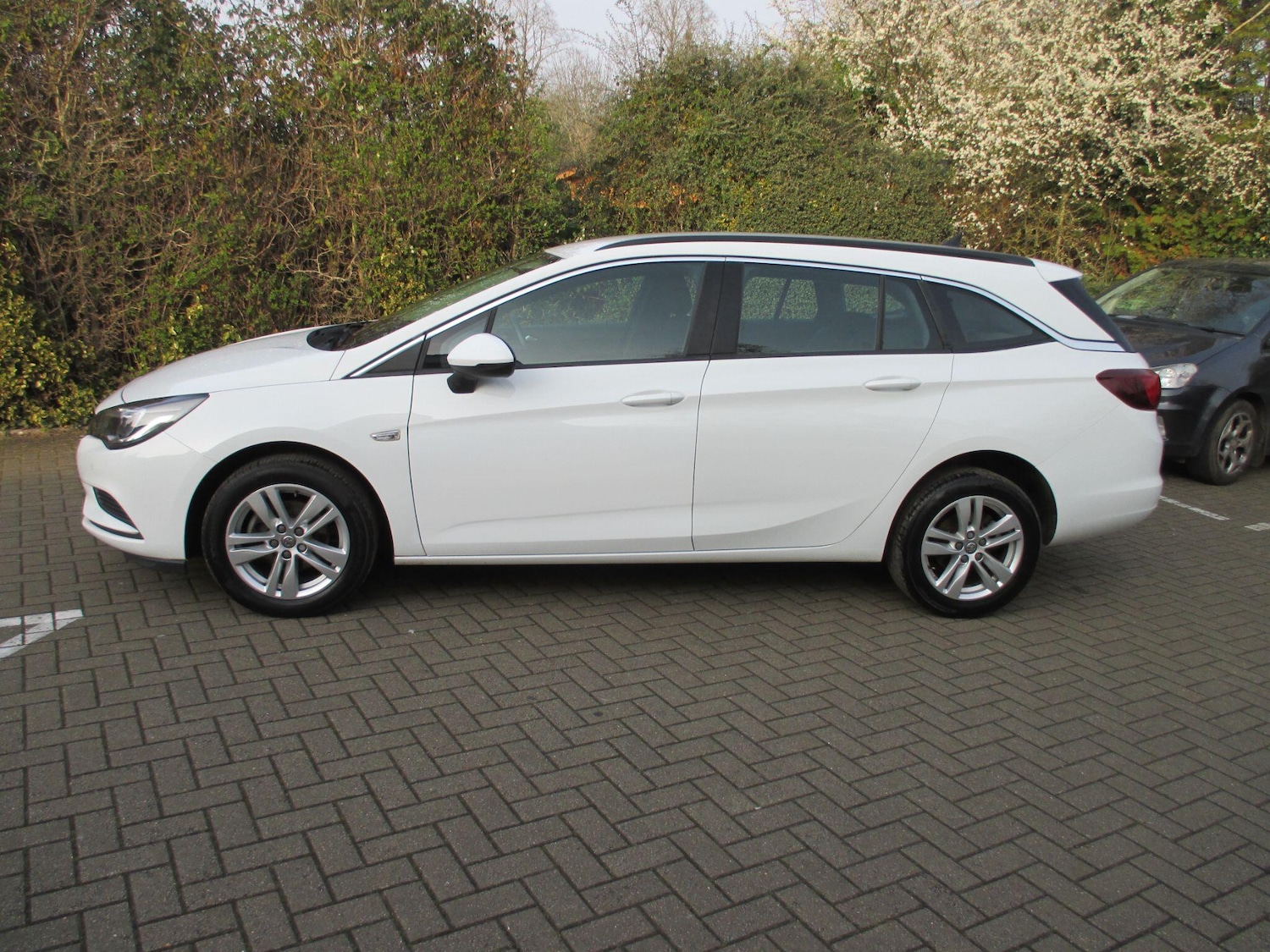 Used Vauxhall Astra for sale - 77970579: Photo 7
