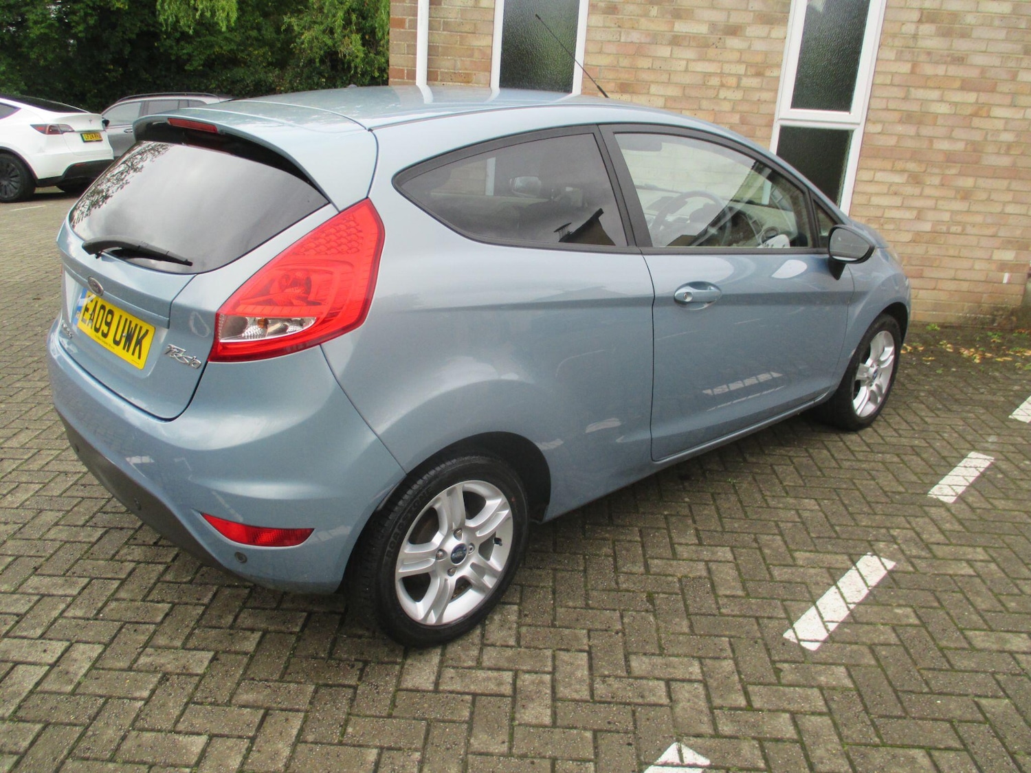 Vehicle 5
