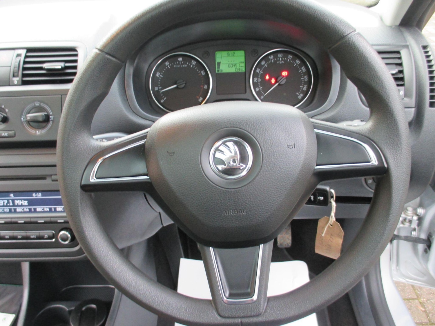 Used Skoda Roomster 2014 for sale - 77215310: Photo 17