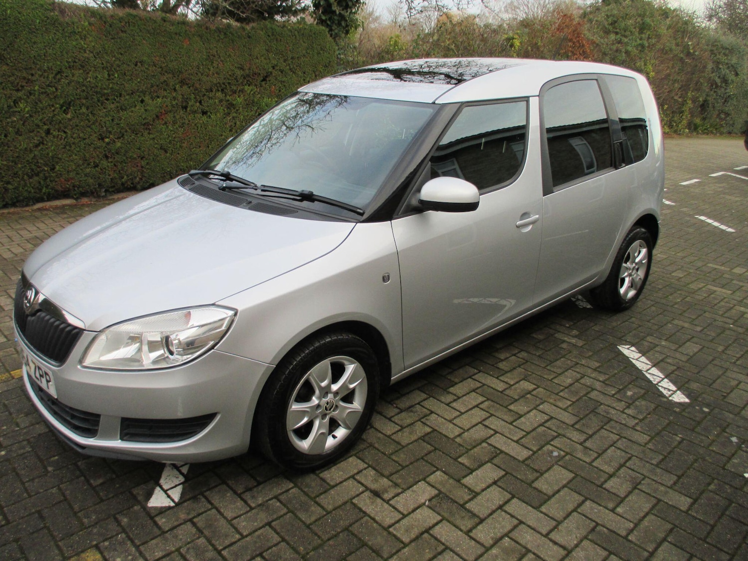 Used Skoda Roomster 2014 for sale - 77215310: Photo 2