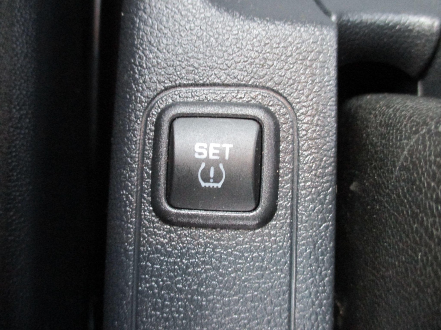 Used Skoda Roomster 2014 for sale - 77215310: Photo 38