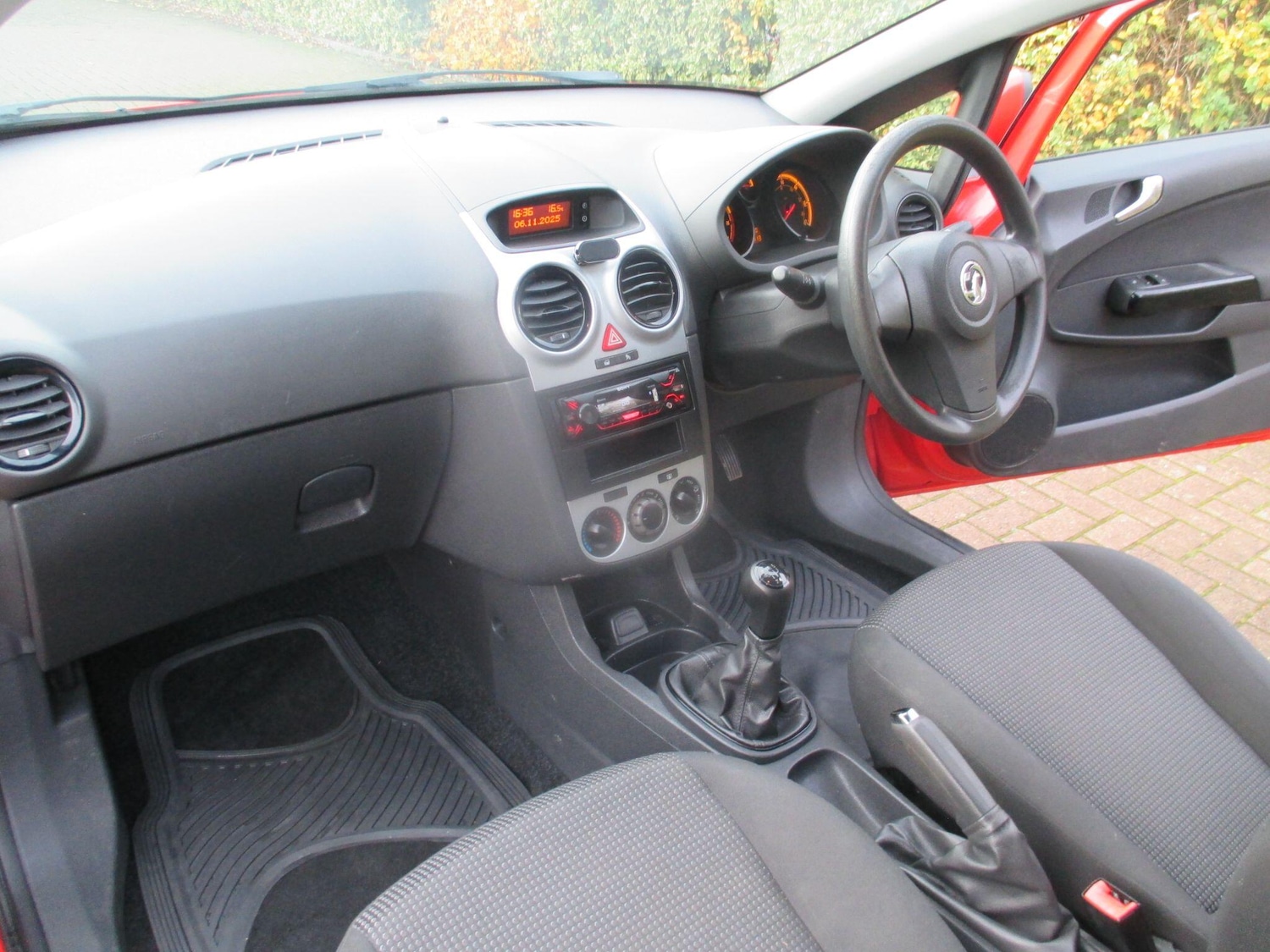 Used Vauxhall Corsa 2012 for sale - 76512107: Photo 16