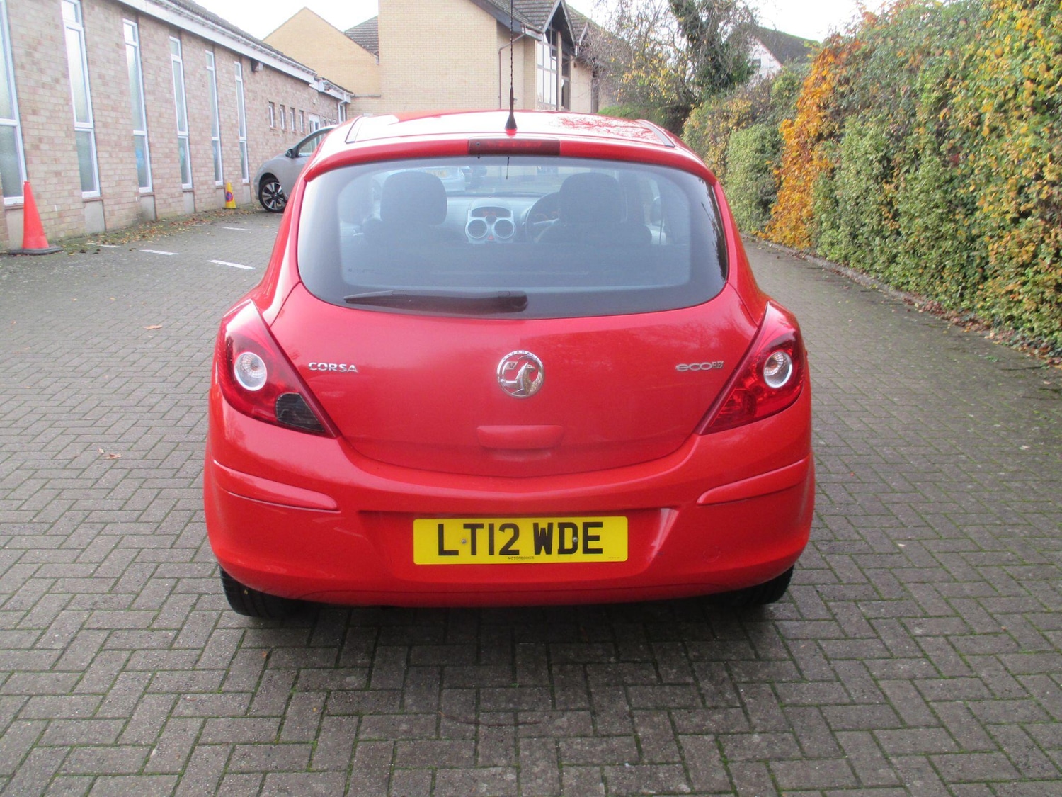 Used Vauxhall Corsa 2012 for sale - 76512107: Photo 4