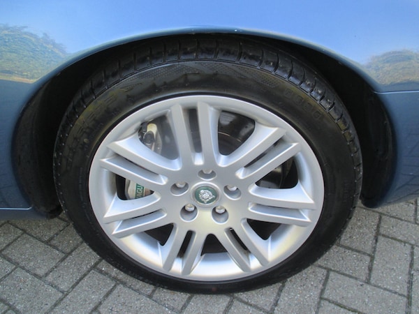 Used Jaguar XKR 2002 for sale - 76071568: Photo 13