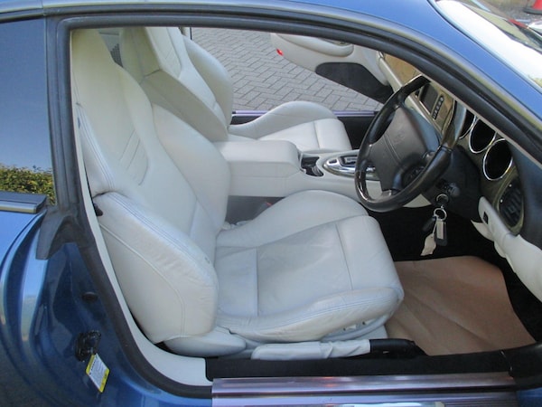 Used Jaguar XKR 2002 for sale - 76071568: Photo 22