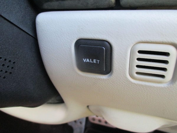 Used Jaguar XKR 2002 for sale - 76071568: Photo 34