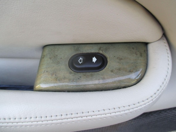 Used Jaguar XKR 2002 for sale - 76071568: Photo 40