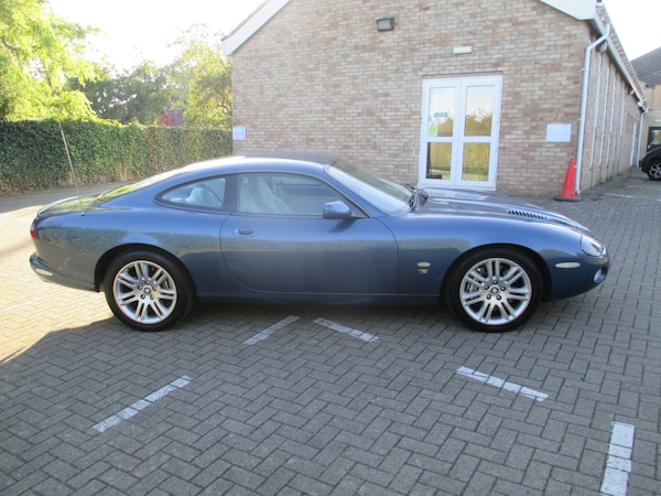 Used Jaguar XKR 2002 for sale - 76071568: Photo 6