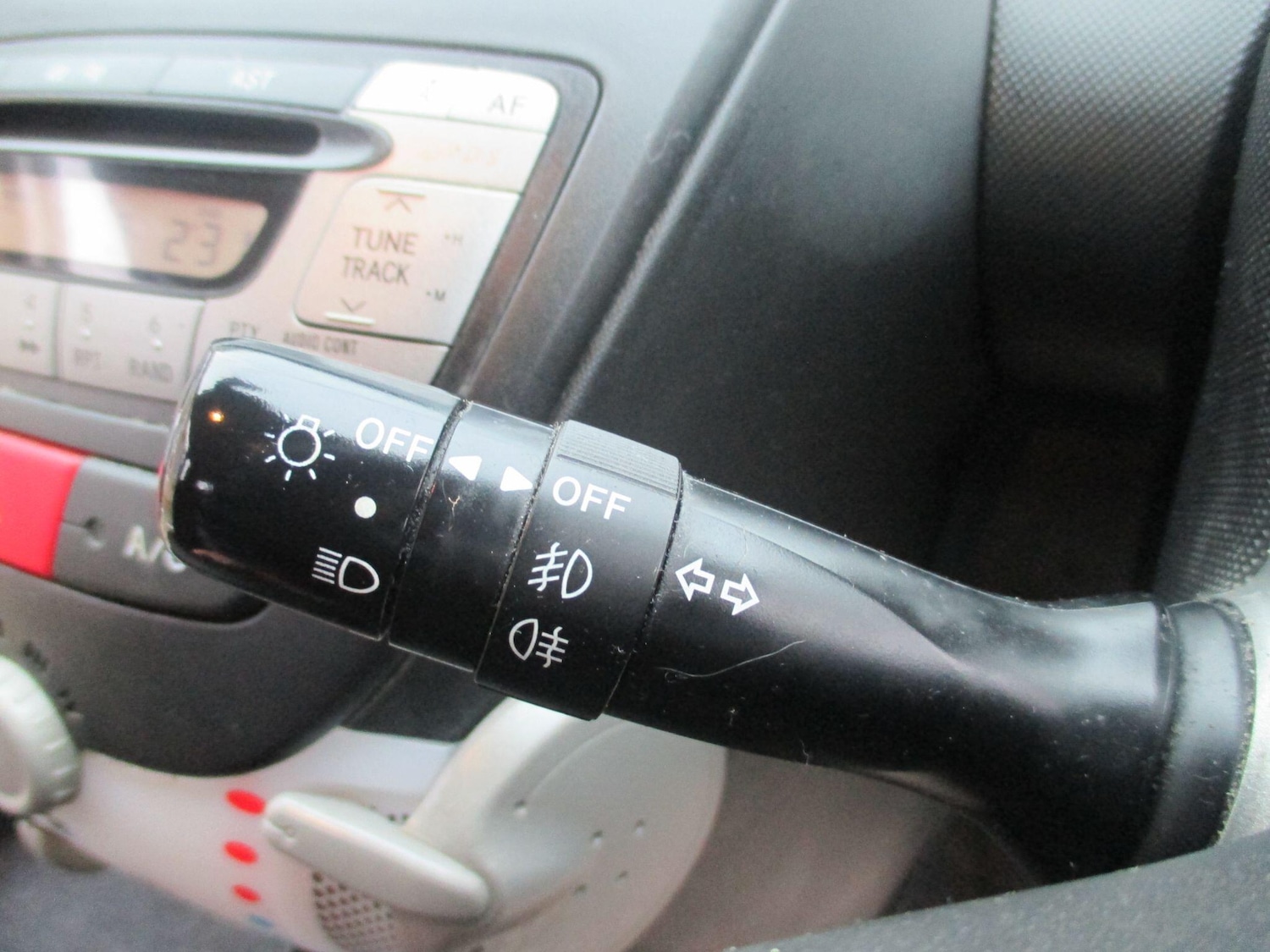 Used Peugeot 107 2013 for sale - 77057190: Photo 26