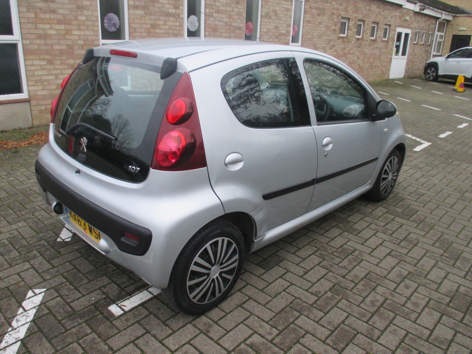Used Peugeot 107 2013 for sale - 77057190: Photo 5