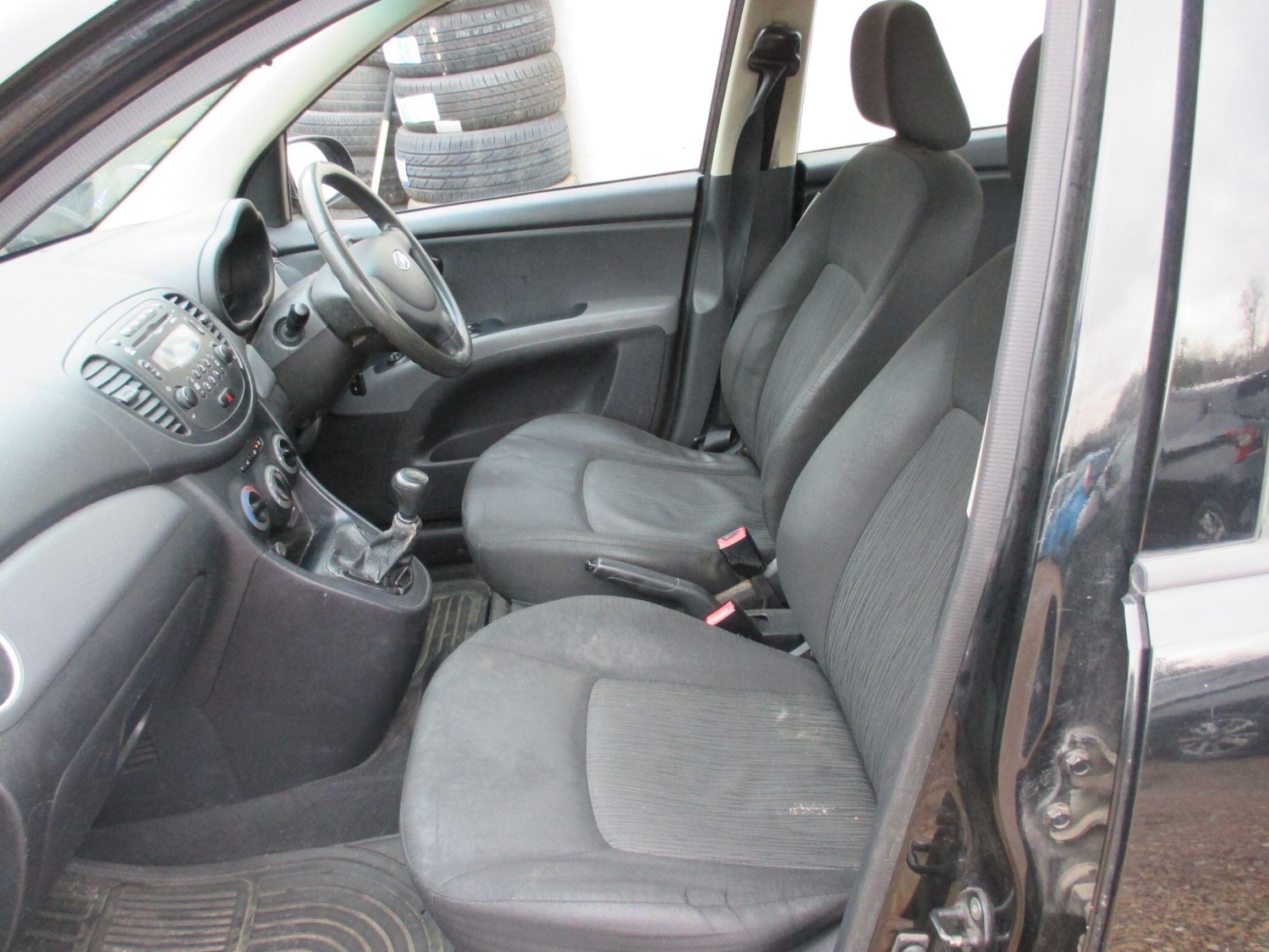 Used Hyundai i10 2011 for sale - 76657585: Photo 17