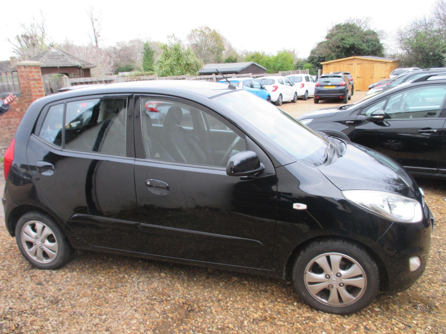 Used Hyundai i10 2011 for sale - 76657585: Photo 3