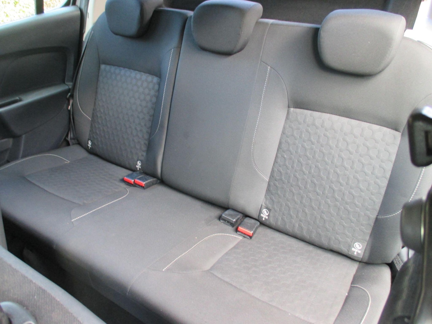 Used Dacia Sandero 2015 for sale - 77439961: Photo 25