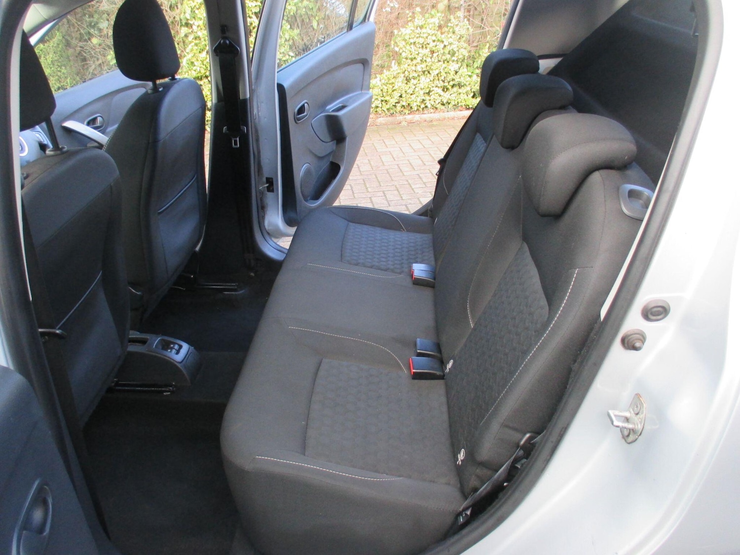 Used Dacia Sandero 2015 for sale - 77439961: Photo 29