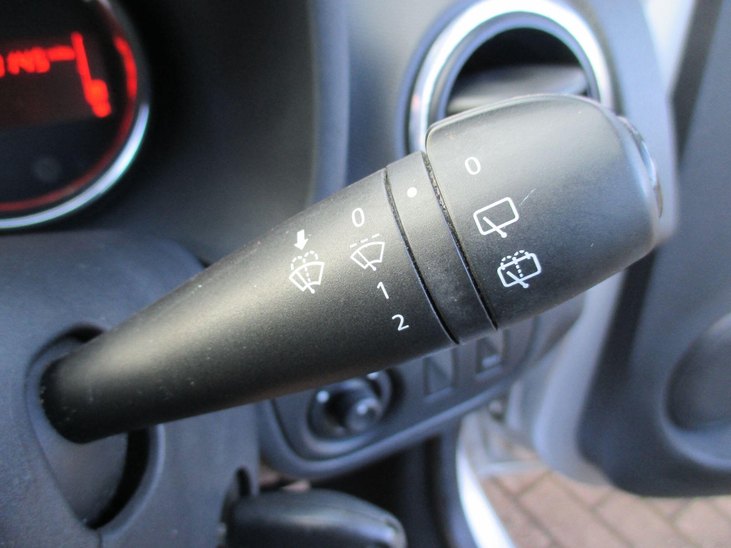 Used Dacia Sandero 2015 for sale - 77439961: Photo 34