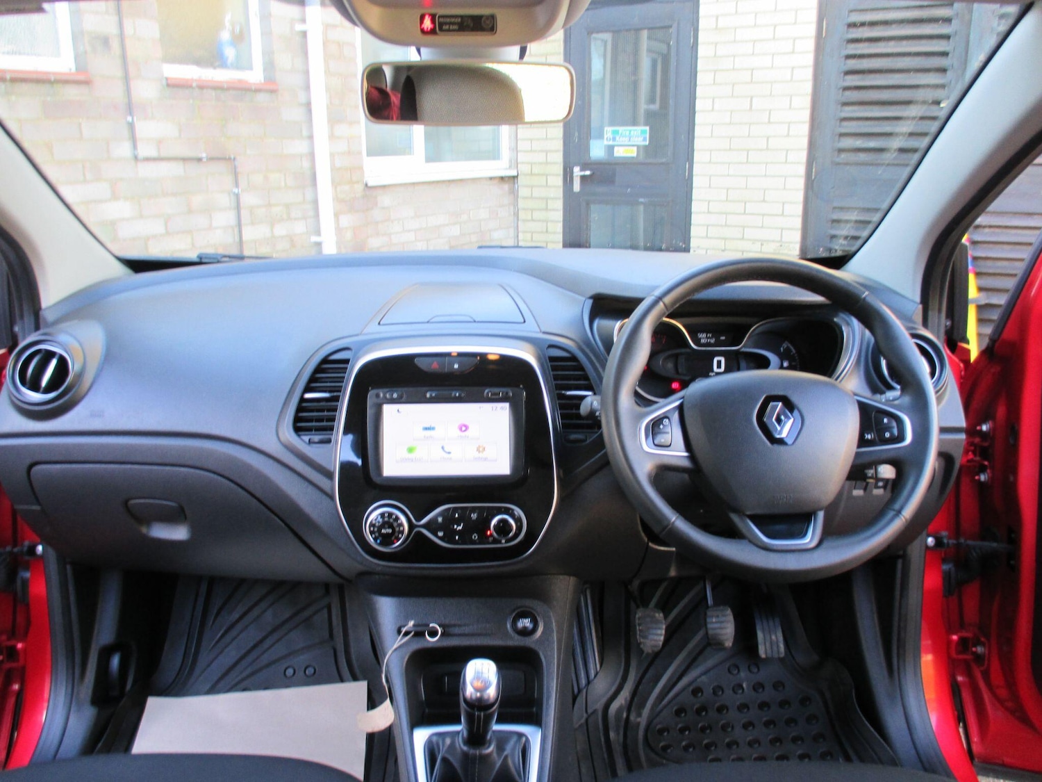 Used Renault Captur 2018 for sale - 77574277: Photo 14