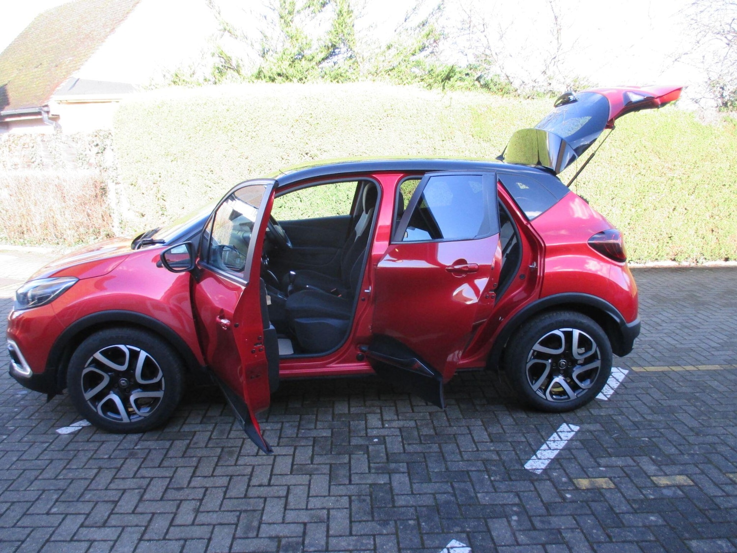 Used Renault Captur 2018 for sale - 77574277: Photo 9