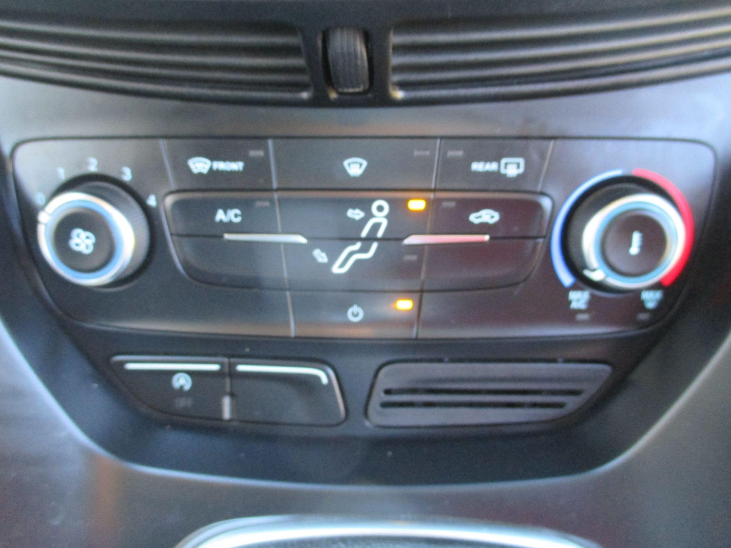 Used Ford C-Max 2017 for sale - 76989837: Photo 16