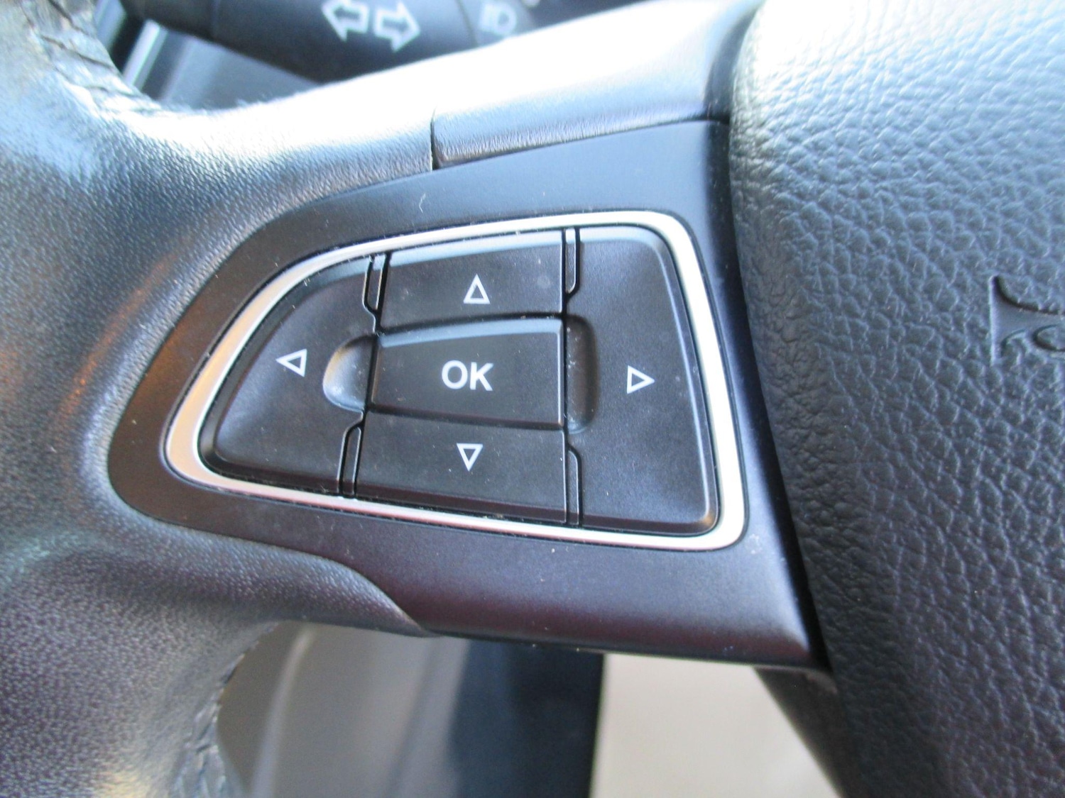 Used Ford C-Max 2017 for sale - 76989837: Photo 26