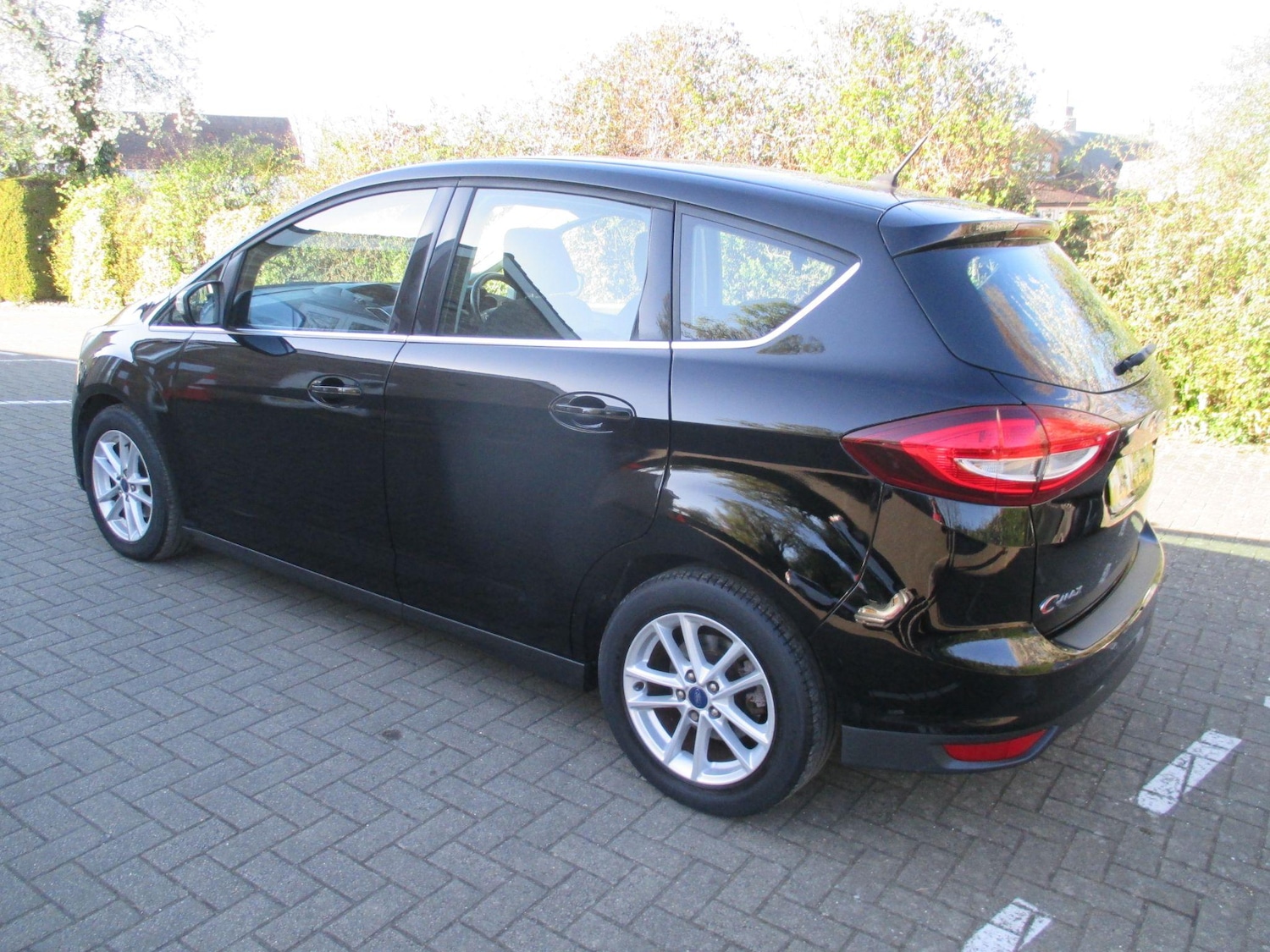 Used Ford C-Max 2017 for sale - 76989837: Photo 5