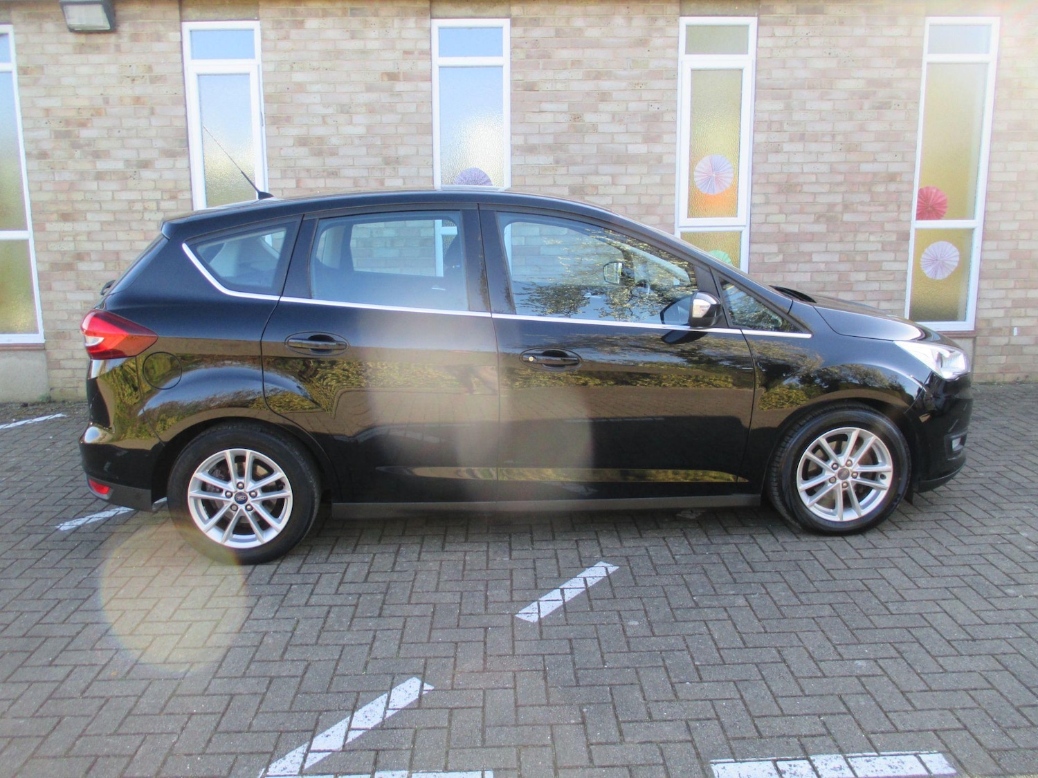 Used Ford C-Max 2017 for sale - 76989837: Photo 7