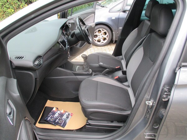 Used Vauxhall Crossland X 2019 for sale - 75781715: Photo 26