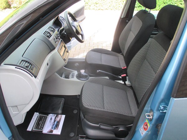 Used Skoda Roomster 2011 for sale - 76002187: Photo 26
